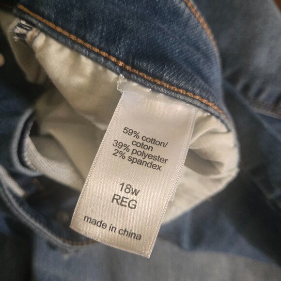 Maurices medium wash high rise skinny jeans size 18w - Picture 3 of 6